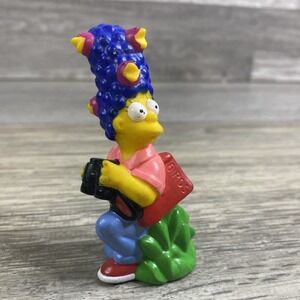 1990 Marge Simpson Bird Watching Burger King Toy Figure 3.5"
